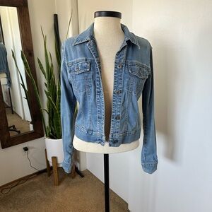 Vintage GAP Light Blue Women's Jean Jacket medium